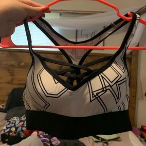 Victoria secrets pink bra